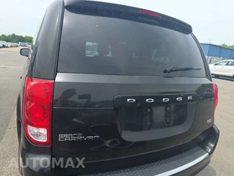 2016 Dodge Grand Caravan SE 121.2" WB - miniatura 5