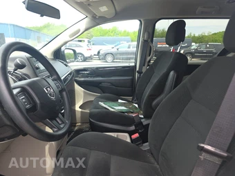 2016 Dodge Grand Caravan SE 121.2" WB - miniatura 7