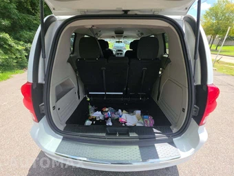 2016 Dodge Grand Caravan SE 121.2" WB - miniatura 12