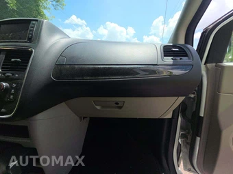 2016 Dodge Grand Caravan SE 121.2" WB - miniatura 17