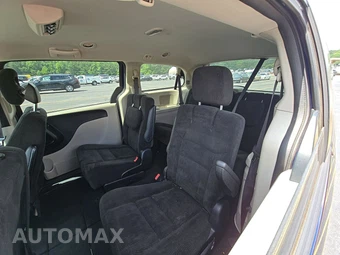 2016 Dodge Grand Caravan SE 121.2" WB - miniatura 13