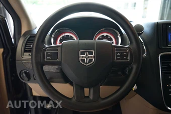 2016 Dodge Grand Caravan SE 121.2" WB - miniatura 12