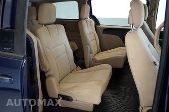 2016 Dodge Grand Caravan SE 121.2" WB - miniatura 17