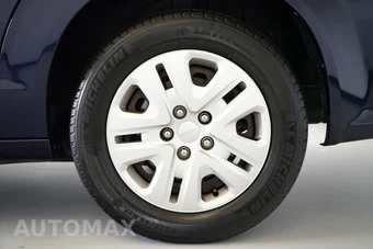 2016 Dodge Grand Caravan SE 121.2" WB - miniatura 27