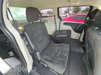 2016 Dodge Grand Caravan SE 121.2" WB - miniatura 17