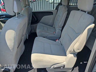 2016 Dodge Grand Caravan SE 121.2" WB - miniatura 13