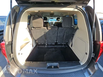 2016 Dodge Grand Caravan SE 121.2" WB - miniatura 17