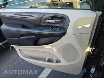 2016 Dodge Grand Caravan SE 121.2" WB - miniatura 9