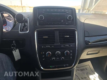 2016 Dodge Grand Caravan SE 121.2" WB - miniatura 10