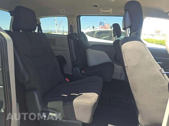 2016 Dodge Grand Caravan SE 121.2" WB - miniatura 17