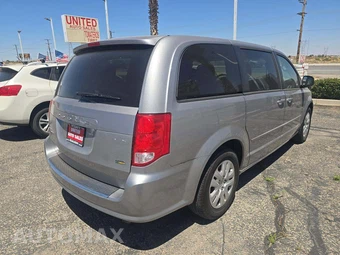 2016 Dodge Grand Caravan SE 121.2" WB - miniatura 3
