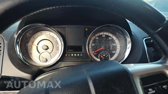 2016 Dodge Grand Caravan SE 121.2" WB - miniatura 18