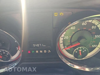 2016 Dodge Grand Caravan SE Plus 121.2" WB - miniatura 12