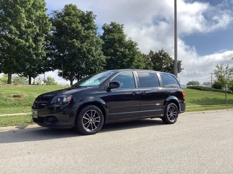 2016 Dodge Grand Caravan SE Plus 121.2" WB - miniatura 2