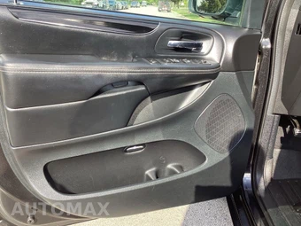 2016 Dodge Grand Caravan SE Plus 121.2" WB - miniatura 24