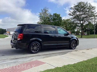 2016 Dodge Grand Caravan SE Plus 121.2" WB - miniatura 6