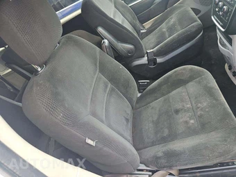2016 Dodge Grand Caravan SE Plus 121.2" WB - miniatura 19