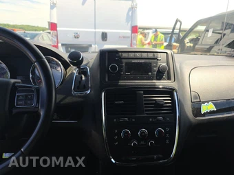 2016 Dodge Grand Caravan SE Plus 121.2" WB - miniatura 11