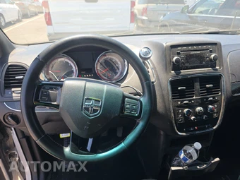 2016 Dodge Grand Caravan SE Plus 121.2" WB - miniatura 10