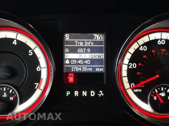2016 Dodge Grand Caravan SXT 121.2" WB – miniatura 12