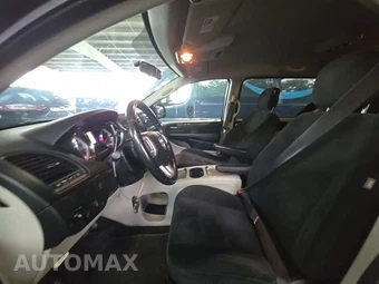 2016 Dodge Grand Caravan SXT 121.2" WB – miniatura 7
