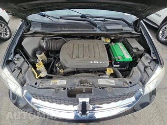 2016 Dodge Grand Caravan SXT 121.2" WB – miniatura 16