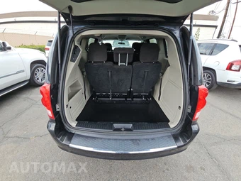 2016 Dodge Grand Caravan SXT 121.2" WB – miniatura 17