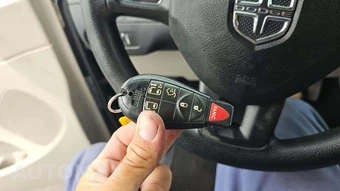 2016 Dodge Grand Caravan SXT 121.2" WB – miniatura 22