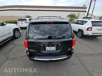 2016 Dodge Grand Caravan SXT 121.2" WB – miniatura 5