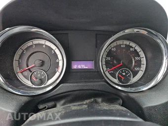 2016 Dodge Grand Caravan SXT 121.2" WB – miniatura 12
