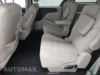 2016 Dodge Grand Caravan SXT 121.2" WB – miniatura 13