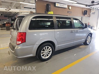 2016 Dodge Grand Caravan SXT 121.2" WB – miniatura 4