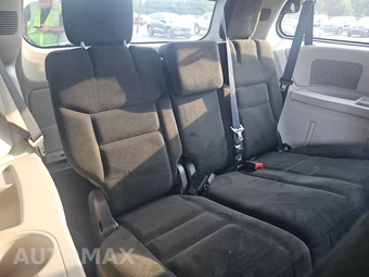 2016 Dodge Grand Caravan SXT 121.2" WB – miniatura 14