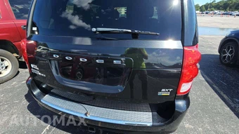 2016 Dodge Grand Caravan SXT 121.2" WB – miniatura 39
