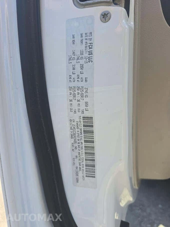 2016 Dodge Grand Caravan SXT 121.2" WB – miniatura 5