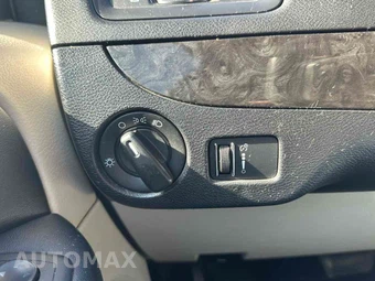 2016 Dodge Grand Caravan SXT 121.2" WB – miniatura 16