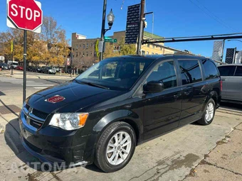 2016 Dodge Grand Caravan SXT 121.2" WB – miniatura 2