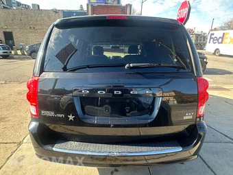 2016 Dodge Grand Caravan SXT 121.2" WB – miniatura 5