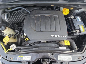 2016 Dodge Grand Caravan SXT 121.2" WB – miniatura 16