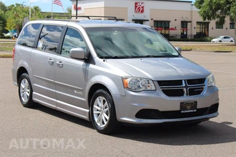 2016 Dodge Grand Caravan SXT 121.2" WB - miniatura 3
