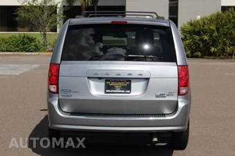 2016 Dodge Grand Caravan SXT 121.2" WB - miniatura 8