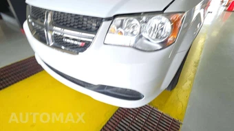 2016 Dodge Grand Caravan SXT 121.2" WB – miniatura 26
