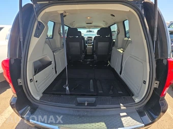 2016 Dodge Grand Caravan SXT 121.2" WB - miniatura 16