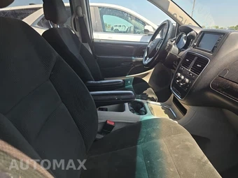 2016 Dodge Grand Caravan SXT 121.2" WB - miniatura 8