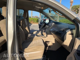 2016 Dodge Grand Caravan SXT - miniatura 13