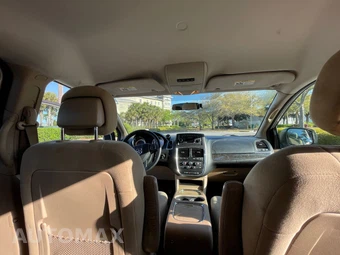 2016 Dodge Grand Caravan SXT - miniatura 15