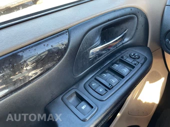 2016 Dodge Grand Caravan SXT - miniatura 19