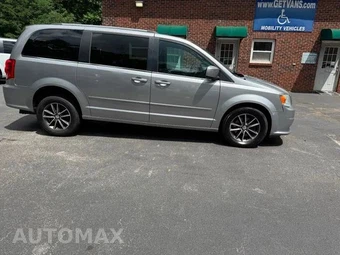 2016 Dodge Grand Caravan SXT Plus 121.2" WB - miniatura 16