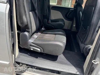 2016 Dodge Grand Caravan SXT Plus 121.2" WB - miniatura 20