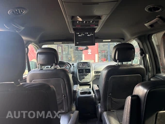 2016 Dodge Grand Caravan SXT Plus 121.2" WB - miniatura 11